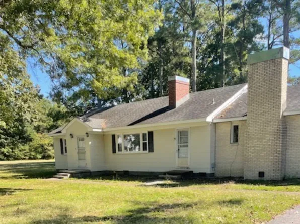 2957 Kings Hwy, Suffolk, VA