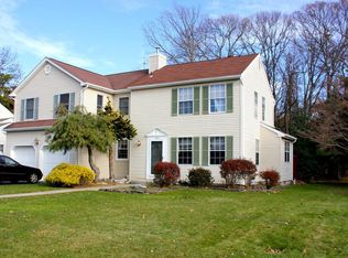 829 Portobello Rd, Toms River, NJ 08753