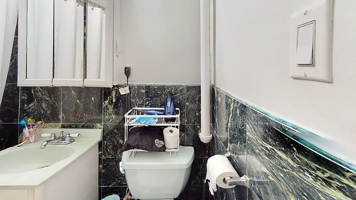 Rented by Bond New York | media 22