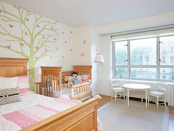 5th image of 200 E 66th St APT C0306