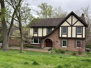 6441 Apache Dr, Indian Head Park, IL