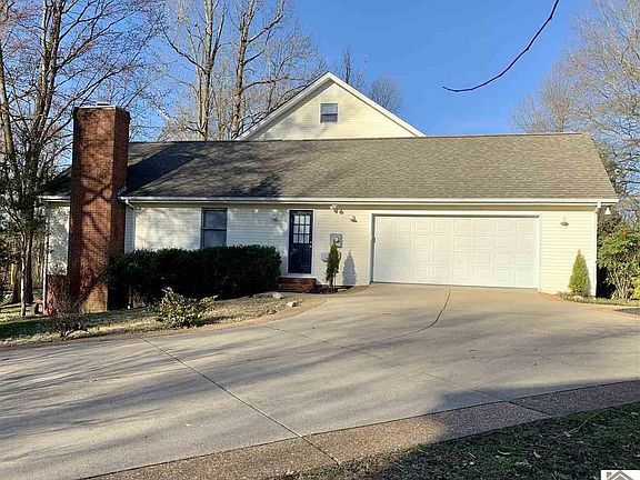 3rd image of 4430 Maywood Dr