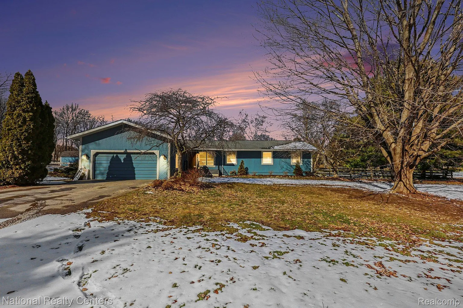 515 E Dawson Rd photo 1