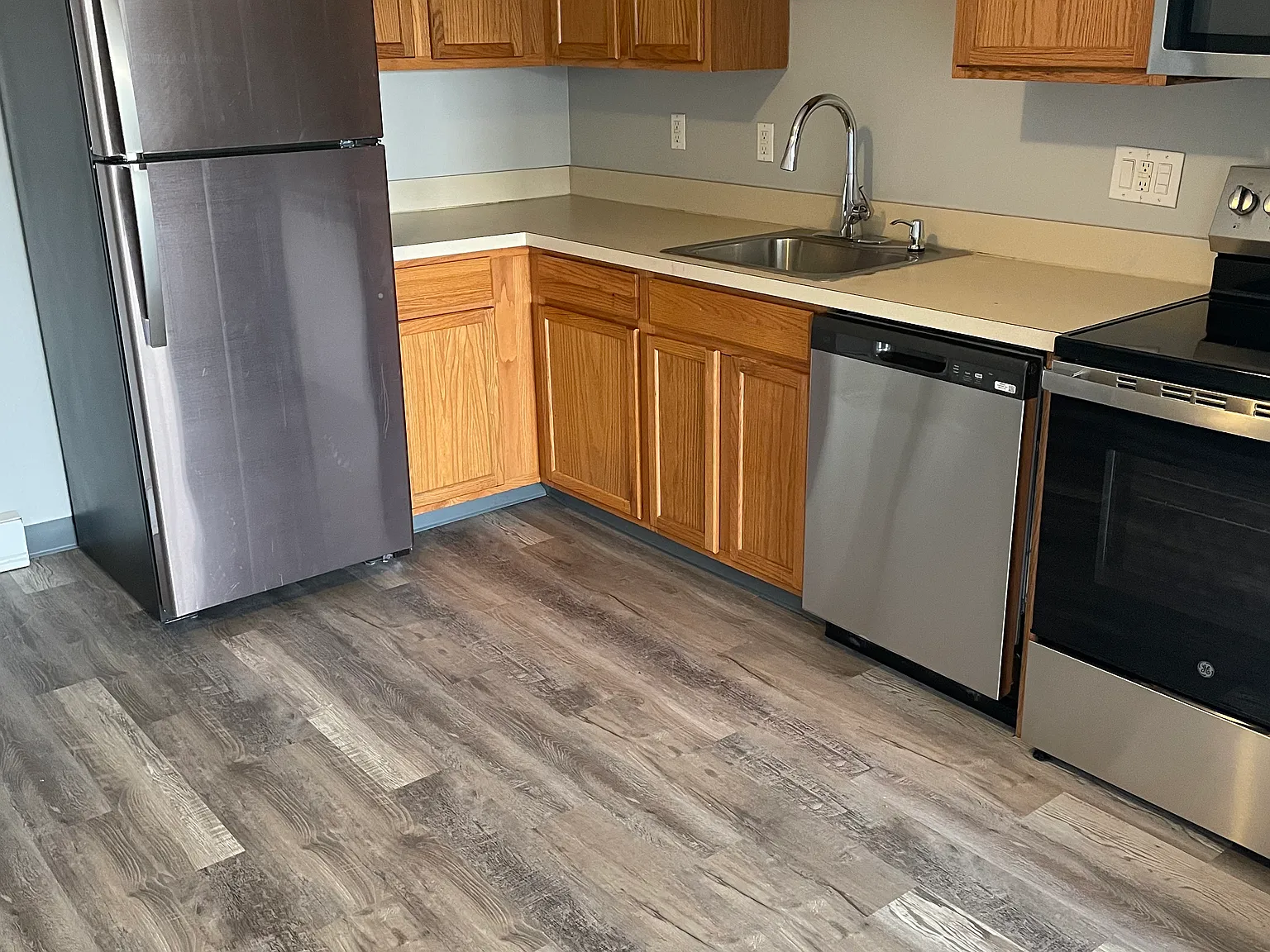 Omega Estates — Photo 2