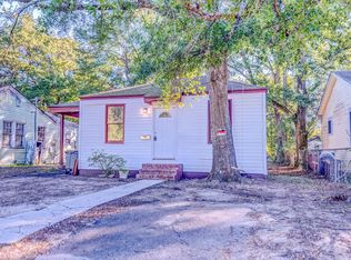 2627 S Allen Dr, North Charleston, SC 29405