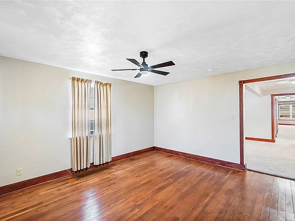 5th image of 2730 Wayland Ave