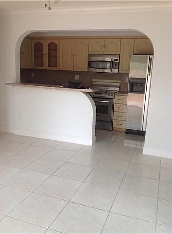 1st image of 4134 NW 79th Ave APT 1B
