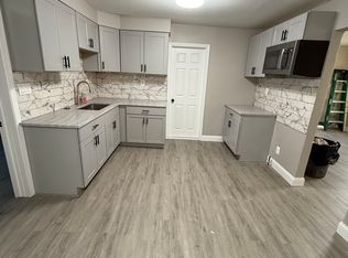 21536 Conners Ave, Warren, MI 48091
