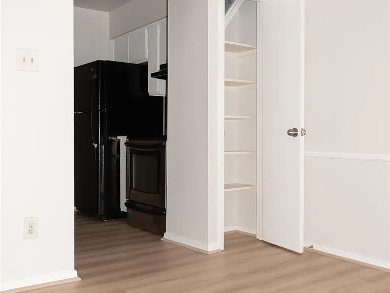 2800 Jeanetta St #704 — Photo 6