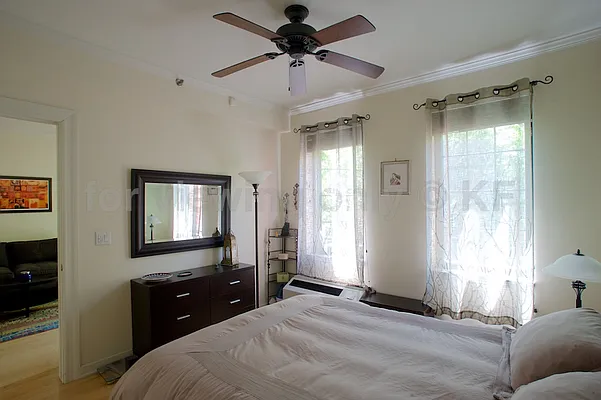 Rented by R New York | media 67