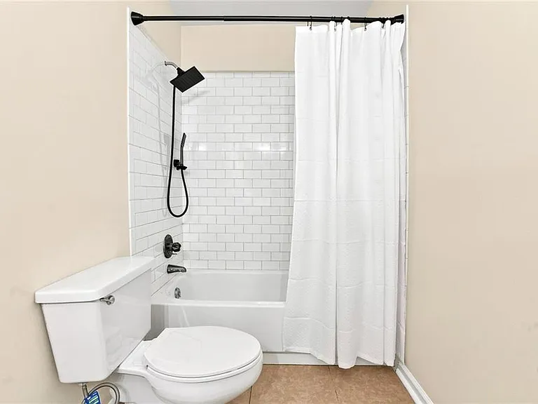 5527 Bridge Pointe Dr — Photo 33