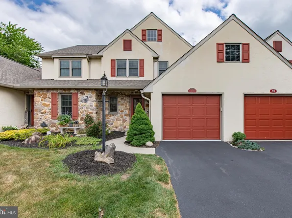 48 Saddler Dr, Elverson, PA 19520