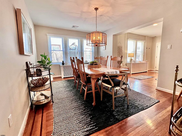 7407 Ventnor Ave — Photo 17