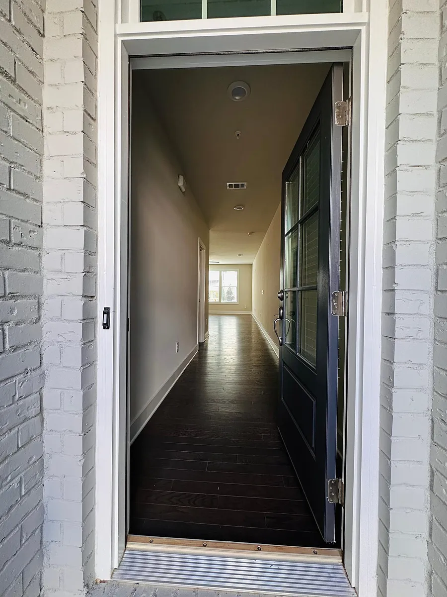 Building Photo - 1247 Winterhaven Dr #1247