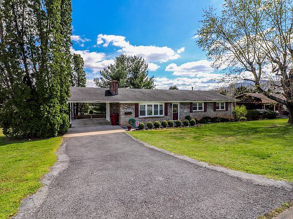 2nd image of 609 Southview Dr
