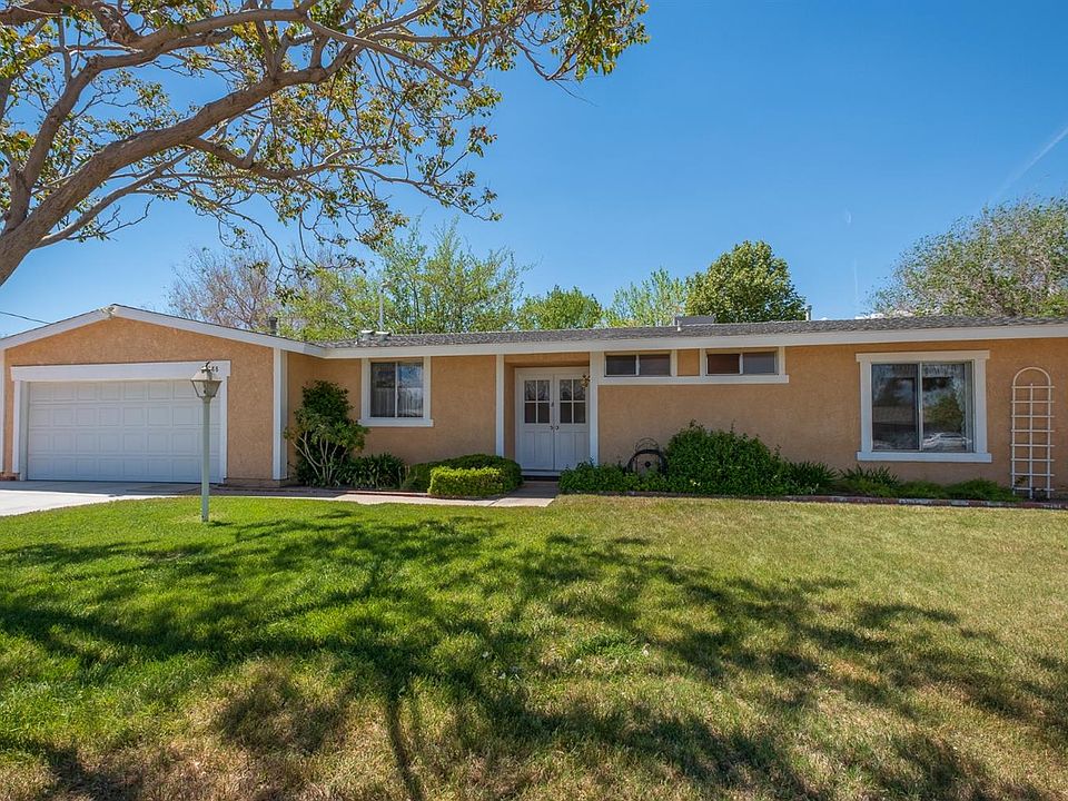 1st image of 10688 Cottonwood Ave