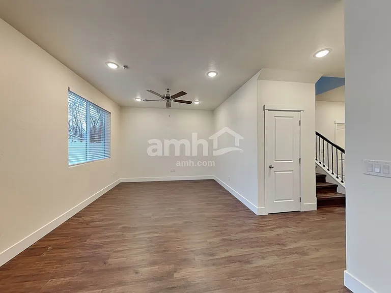11422 W Mesquite St — Photo 8