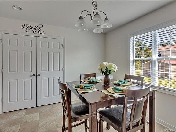 4th image of 5842 Autumnleaf Dr