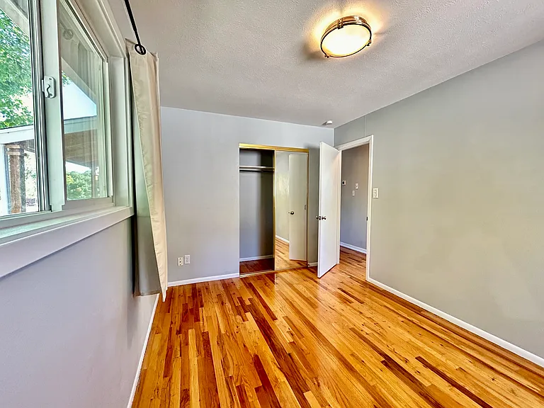 7531 Yates St — Photo 7