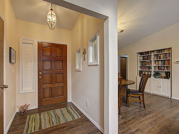 3rd image of 4909 NE 144th Ct