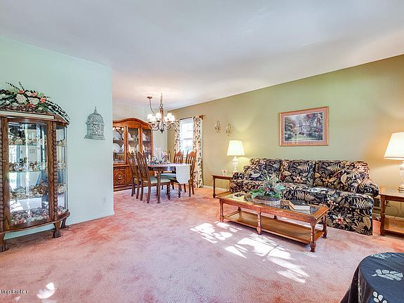 5th image of 3109 Dale Ann Dr