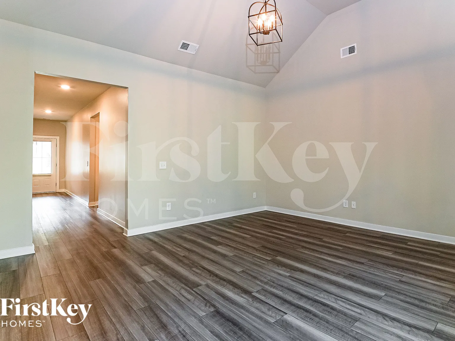 4 bed, 2.0 bath, 1620 sqft, $1,260 — Photo 4