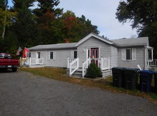 1474 Mammoth Rd, Dracut, MA 01826