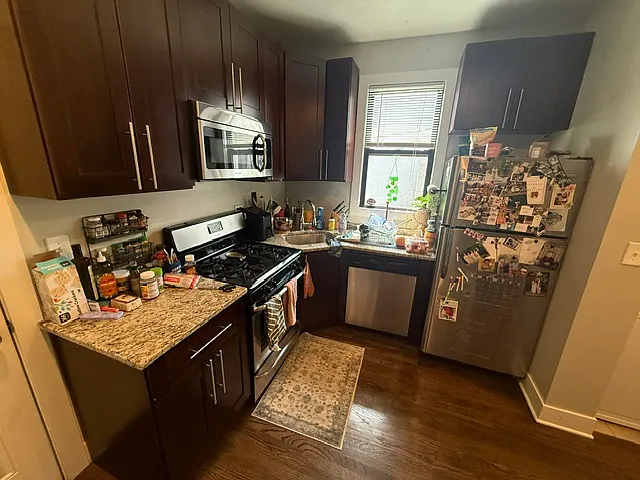 919 N Damen Ave #2R — Photo 1