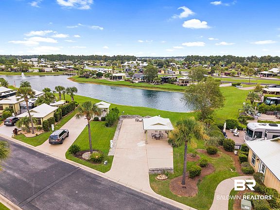 5th image of 765 Lago Way