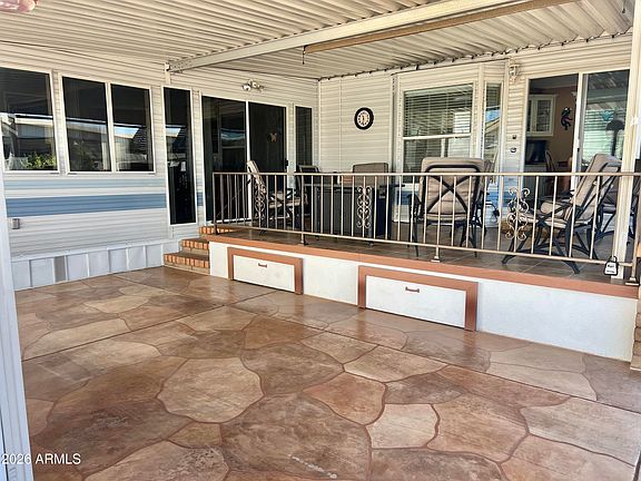 5th image of 111 S GREENFIELD Road #811