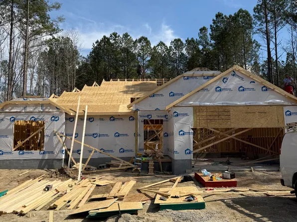 35 Watermelon Dr, Franklinton, NC 27525