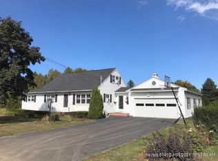 34 Cottage St, Fairfield, ME 04937