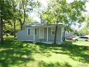 1st image of 2260 Hood Ave