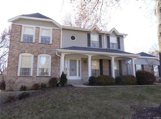 218 Lazy Ridge Dr, Saint Charles, MO 63304
