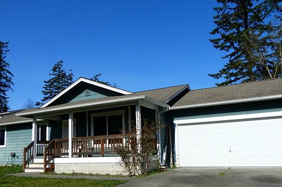 2nd image of 2732 Saint Helens Pl