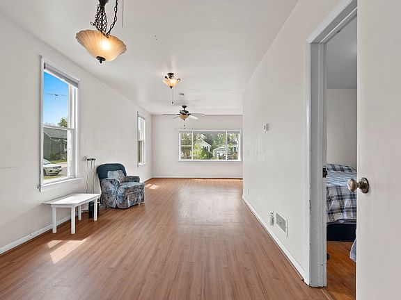 5th image of 2528 Taylor St