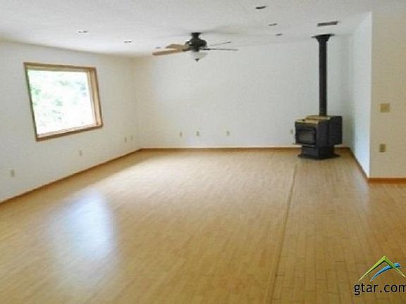 2nd image of 16443 County Road 4256 S
