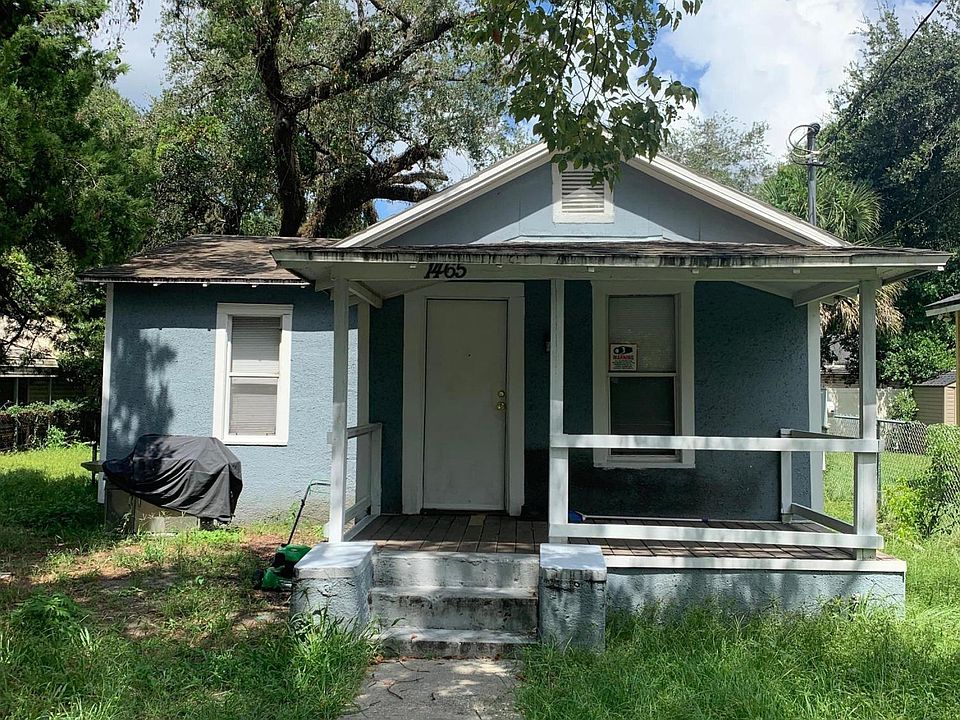 1st image of 1465 E 15th St