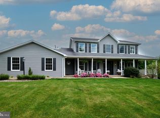 90 Darrich Ct, Port Matilda, PA 16870