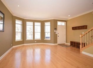 1247 S Plymouth Ct, Chicago, IL 60605