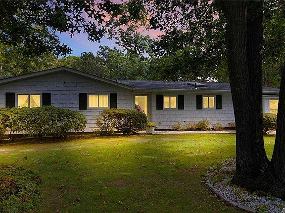 5th image of 468 Avondale Dr