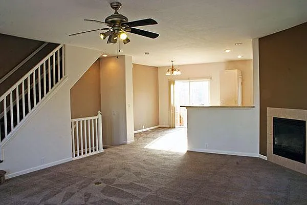 1102 Yellow Dogwood Hts — Photo 10
