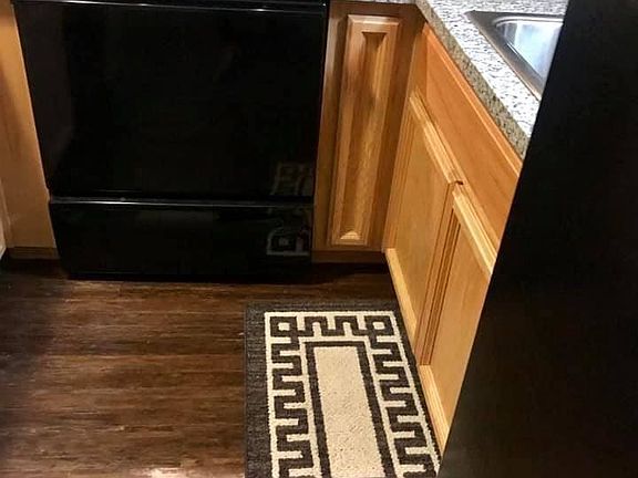 5th image of 2805 Pioneer Dr APT 11