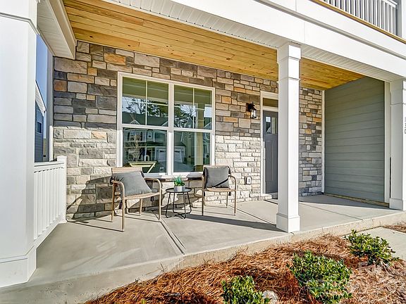 3rd image of 130 Summerhill Dr Lot 16