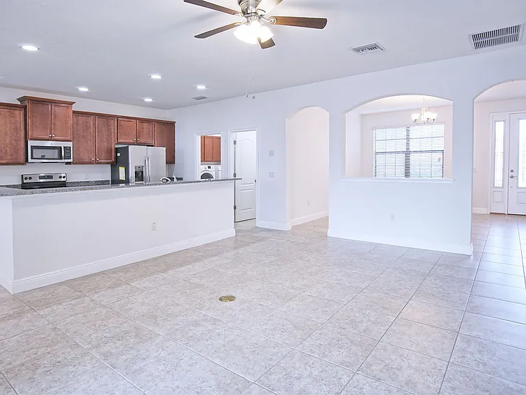 11619 Iris Spring Ct — Photo 12
