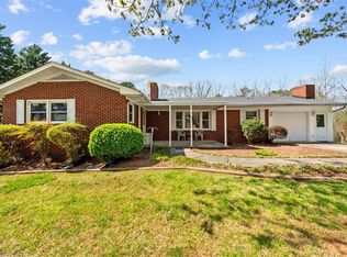 1048 Lindale Dr, Asheboro, NC 27205