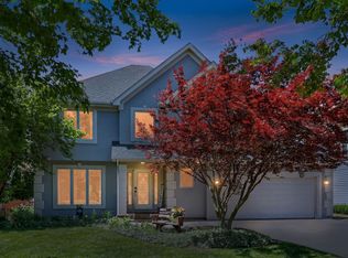 3743 Caine Dr, Naperville, IL 60564