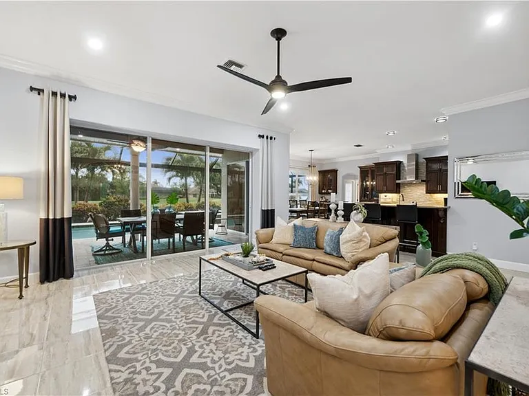 28399 Del Lago Way — Photo 5