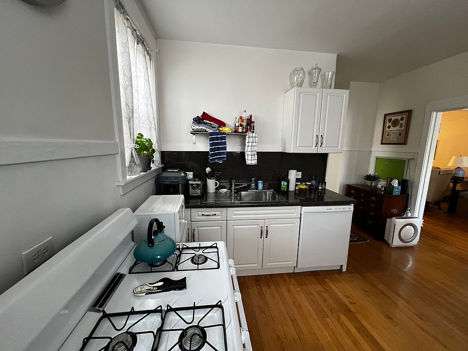1st image of 2438 W Pensacola Ave #1