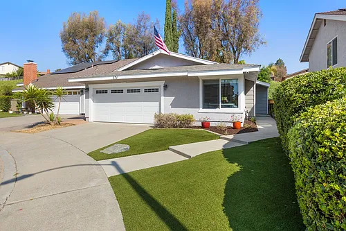 274 Boleroridge Pl Photo 1